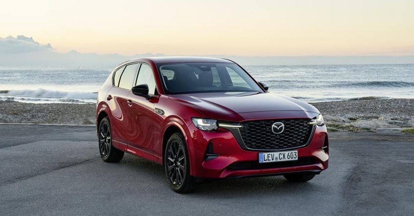 Mazda CX-60: la prova su strada del suv sei cilindri diesel