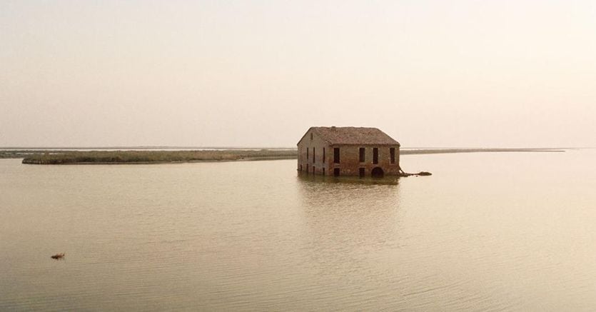 アート・デザイン・音楽 Luigi ghirri L luoghi della musica 1994 アート・デザイン・音楽 Luigi ghirri L luoghi della musica 1994