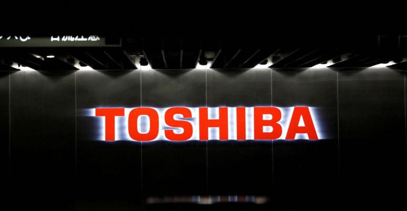 Toshiba accetta proposta di acquisto da 15 miliardi di dollari