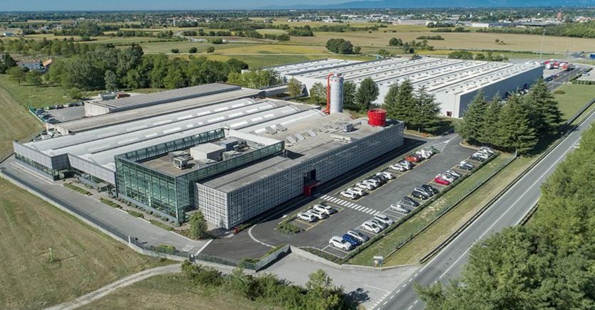 Calligaris reaches 250 million euros.  Online sales at 15% of the total