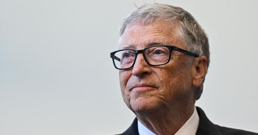 Gates: Artificial Intelligence will disrupt companies like Google and Amazon