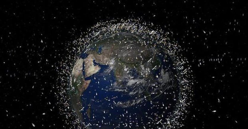 The invention to clean space from satellite debris is Italian