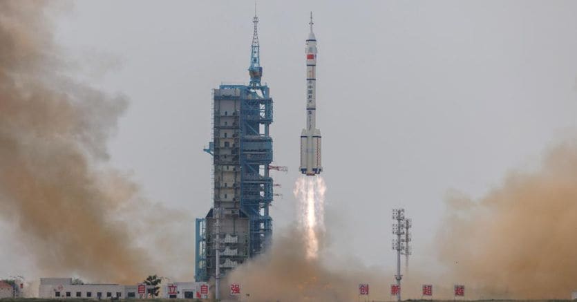 Spazio, Pechino lancia Shenzhou16 verso la stazione spaziale cinese