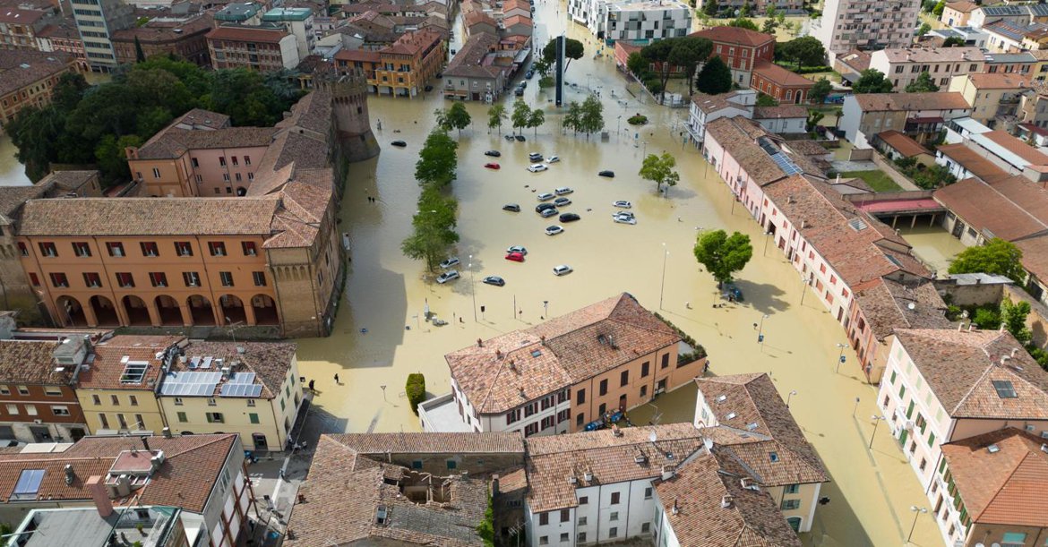 Casse di previdenza in campo per aiutare gli iscritti colpiti dalle alluvioni