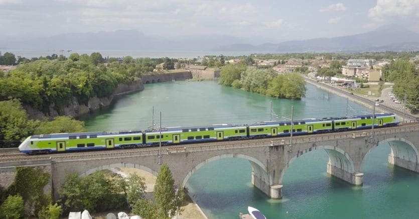 Train master and maintainers, Trenord starts the search
