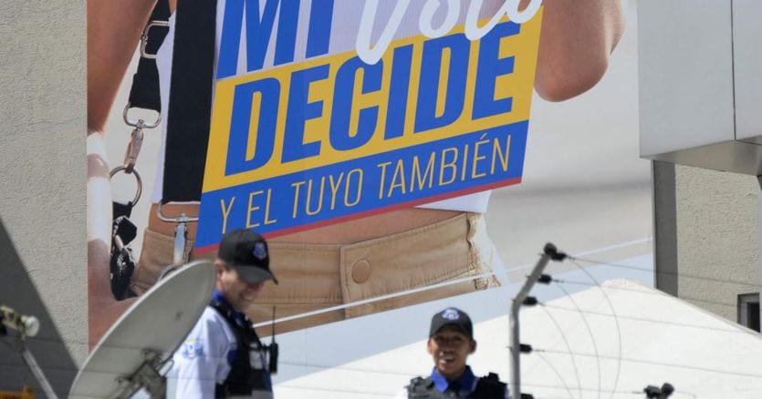 Ecuador Al Voto Nel Terrore, Hub Della Droga Di Perù E Colombia - Il ...