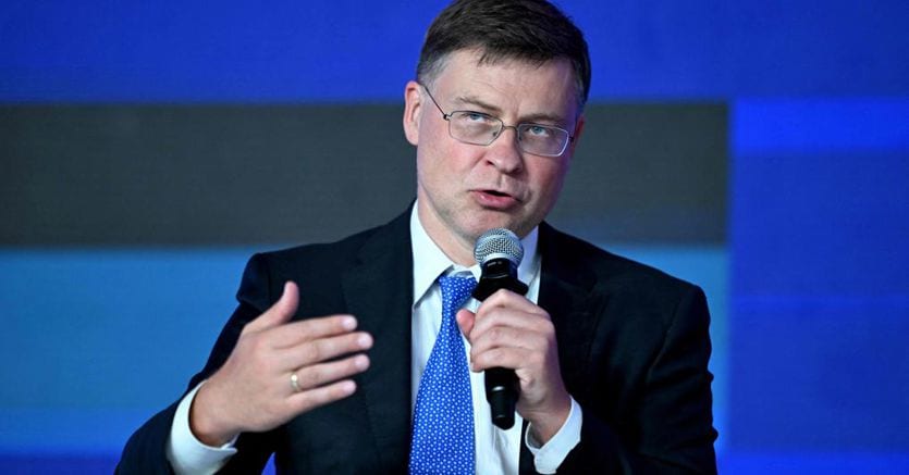 Últimas noticias mundiales.  Dombrovskis, ¿Ucrania en la Unión Europea?  No es un problema de tamaño.  Kiev y misiles rusos alcanzan 3 ciudades, un muerto y 45 heridos