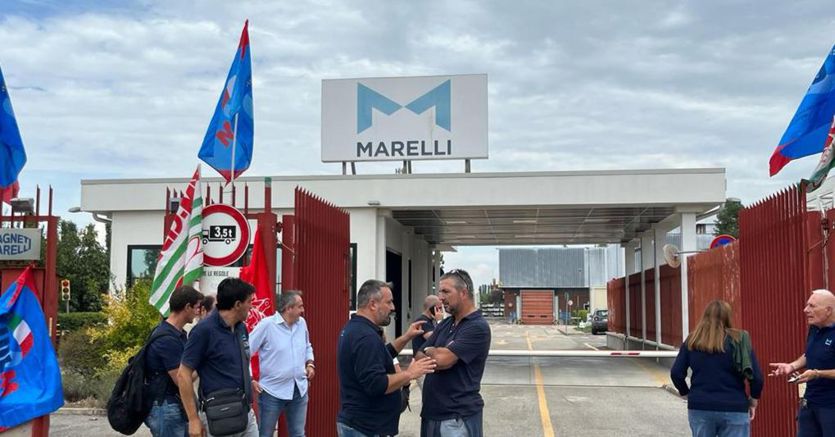 Marelli, gli esuberi dopo la chiusura dello stabilimento di Crevalcore