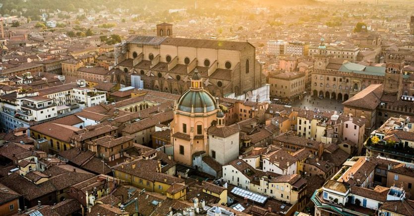 Bologna dà il via al progetto pilota di gemello digitale della città