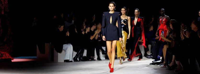 Alexander McQueen, Sarah Burton’s farewell is sublime. Quiet luxury according to Hermès