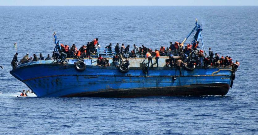 Migranti, intesa Ue sulla gestione delle crisi. Eliminato il passaggio sulle Ong