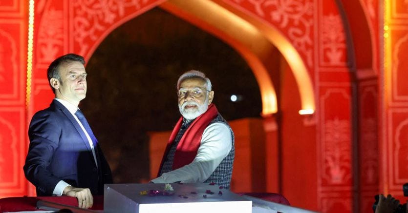防衛と核、マクロン大統領がインドで100億ドル相当の取引について議論