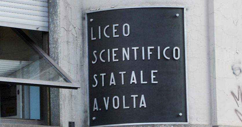 Scuola, stop a più di due anni in uno e corsia preferenziale per i