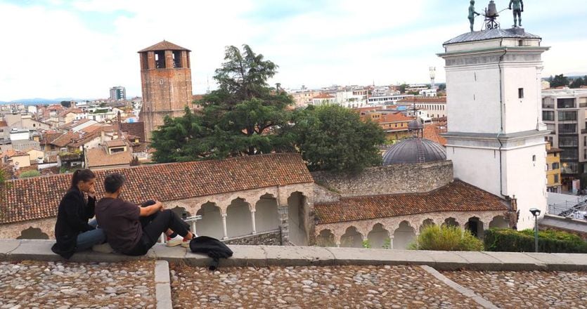 Tutta la bellezza di Udine tra angeli, rogge, palazzi