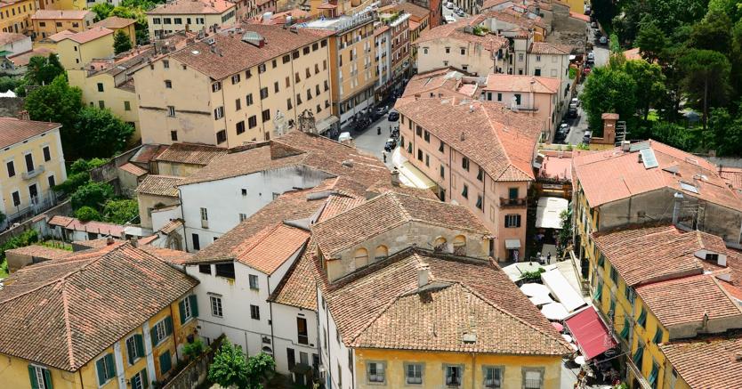A Pisa in diminuzione tempi di vendita delle case e sconti ...