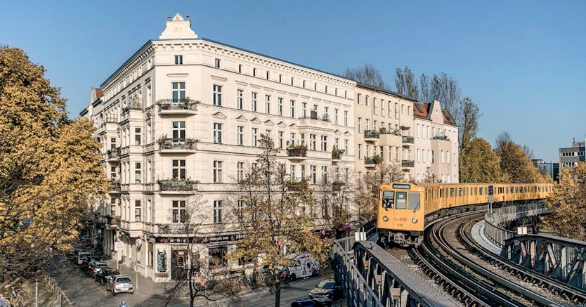 Nel quartiere berlinese di Kreuzeberg (nella foto) stanno nascendo sviluppi residenziali interessanti in ottica di investimento