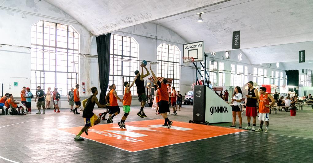 Torneo di basket a Ragusa Off,  ex autorimessa Atac a Roma 