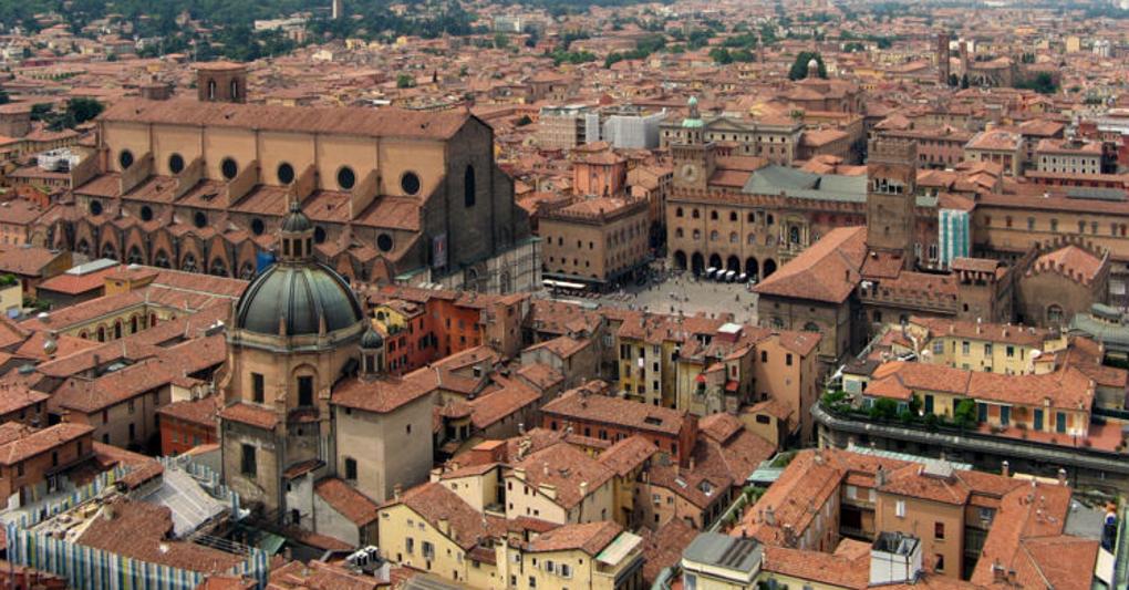 Bologna. Piazza Maggiore 