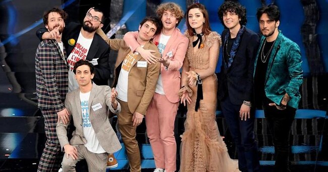 Da destra Fabrizio Moro, Ermal Meta, Annalisa e lo Stato Sociale (Ansa) 