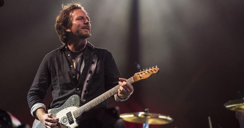 Eddie Vedder, front leader dei Pearl Jam che tornano in Italia con tre date (Afp)