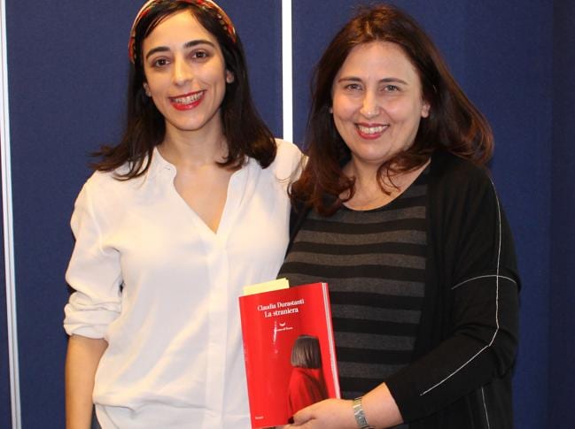 Chi E La Straniera Di Claudia Durastanti Una Lettera D Amore