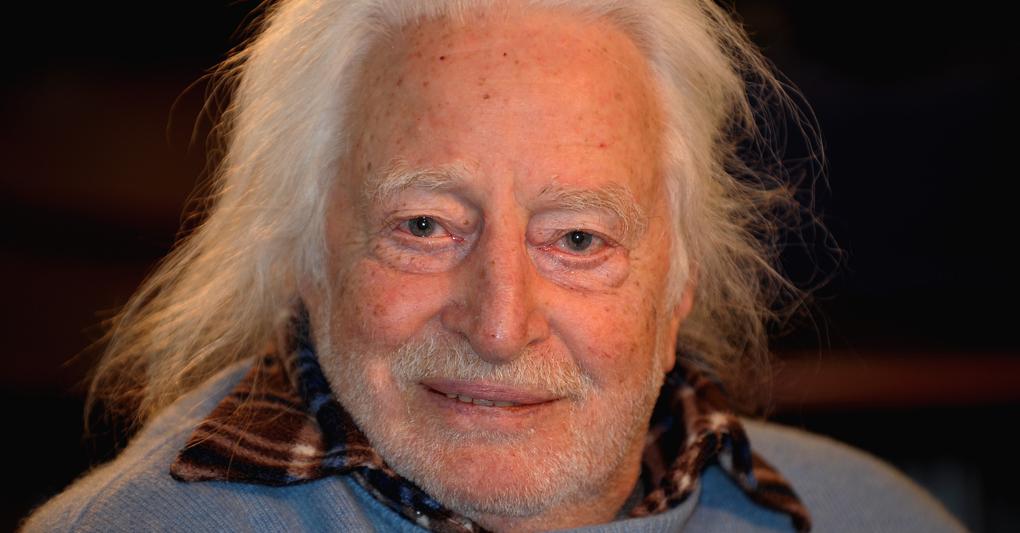 L’attore Carlo Croccolo, scomparso a Napoli a 92 anni (Ansa) 