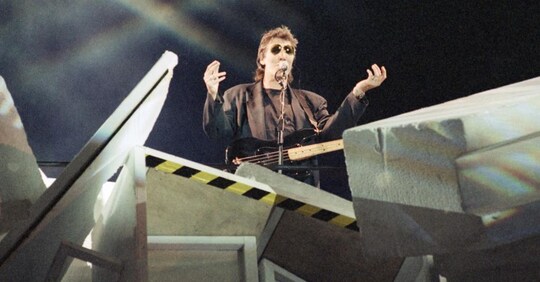 Da David Bowie agli U2: la musica al di là del muro di ...