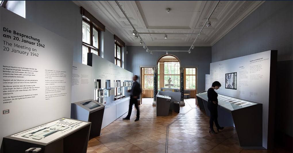 Sala 3 della mostra nella Casa-Museo della Conferenza di Wannsee (ghwk.de) 