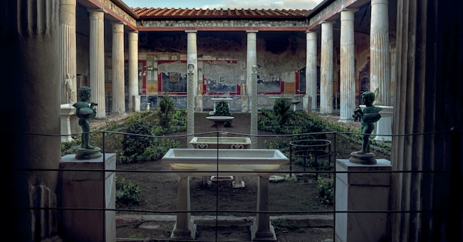 La Casa dei Vettii (VI regio) apparteneva a due ricchi commercianti, A. Vettio Conviva e A. Vettio Restituto, ed è nota per le pitture di IV stile (Foto Luigi Spina)