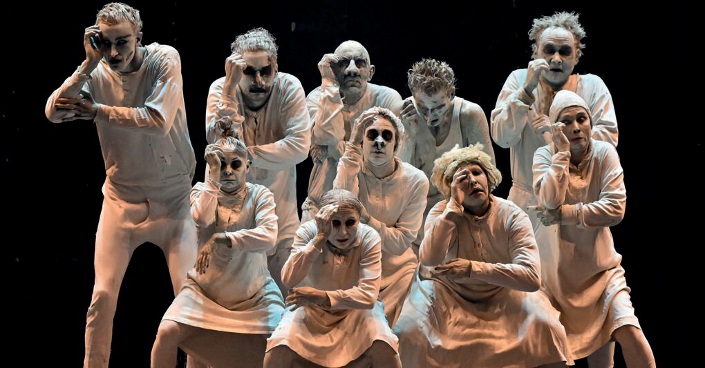 «May B», coreografia creata nel 1981 da Maguy Marin (Foto: Roberto Ricci) 
