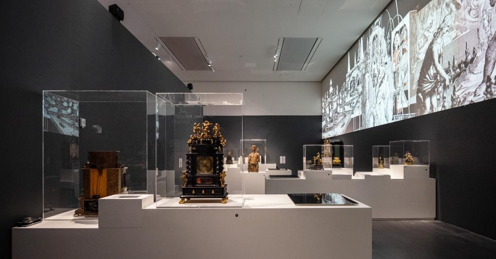 Una sala della mostra. Foto Carlotta Coppo. 