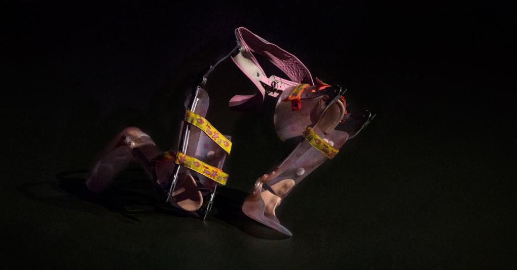 “Pénélope”, diBerenice Olmedo,installazione alla Biennaledi Riga 2020. 