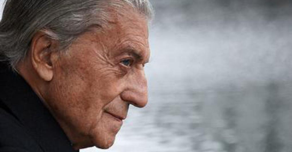 Un ritratto di Nino Cerruti. 