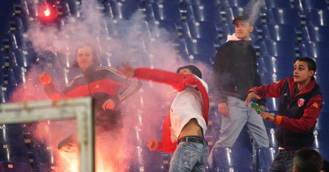 Petardi e fumogeni allo stadio, ennesima multa per l'U.S.Lecce