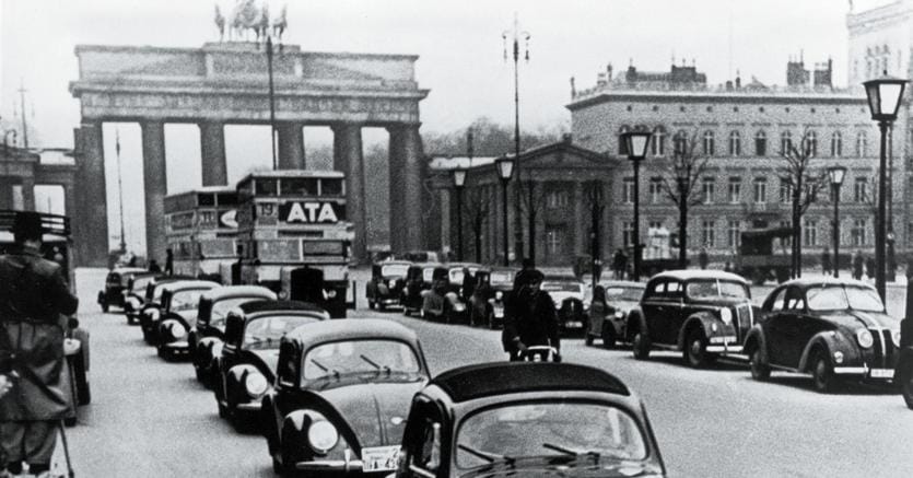 Il primo Maggiolino prodotto in serie VW 38 (1938)