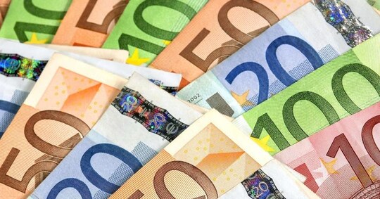 Il super-euro ai massimi dal 2015 - Il Sole 24 ORE