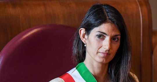 Chiesto rinvio a giudizio di Virginia Raggi per falso - Il ...