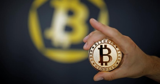 Bitcoin giù: la crypto continua a zoppicare