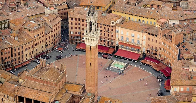 Piazza  del Campo a Siena