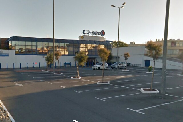 Il supermercato di Seyne sur mer in cui si è verificato l’attentato