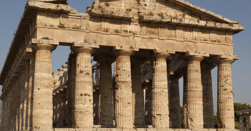 Il Consiglio di Stato ha dato il via libera ai direttori stranieri nei musei italiani (nella foto il tempio di Nettuno a Paestum)