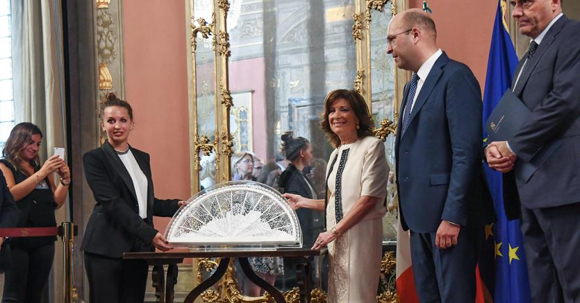 Casellati Vitalizi Serve Un Provvedimento Inappuntabile Diminuire Gli Stipendi Dei Senatori Assenti Il Sole 24 Ore