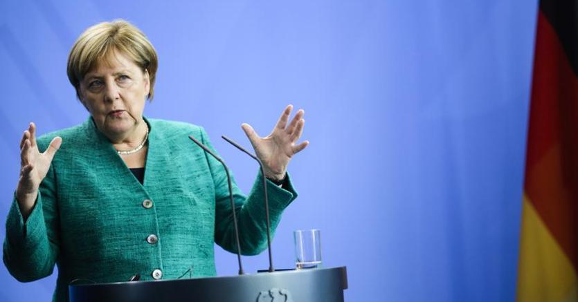 Angela Merkel cambia linea: meglio un presidente tedesco per la Commissione Ue che Weidmann alla Bce (Ap)