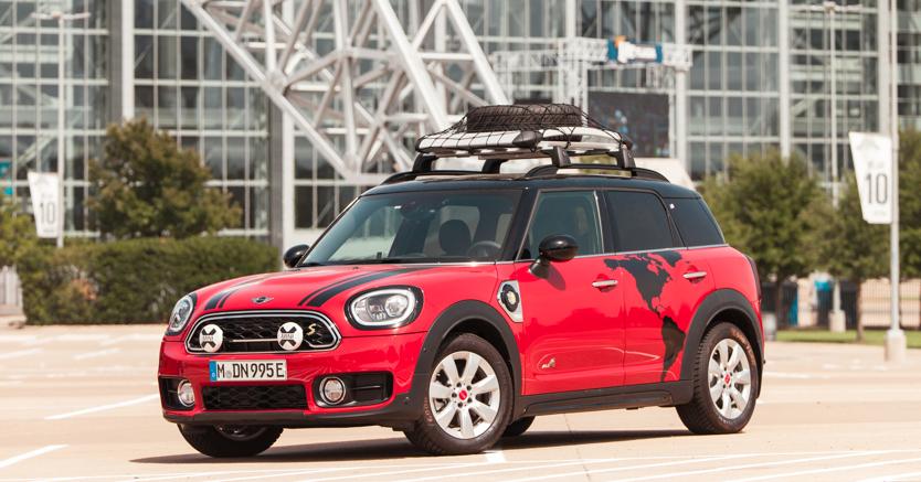 Una Mini Cooper Se Countryman All4 della flotta protagonista del giro sulla Panamericana