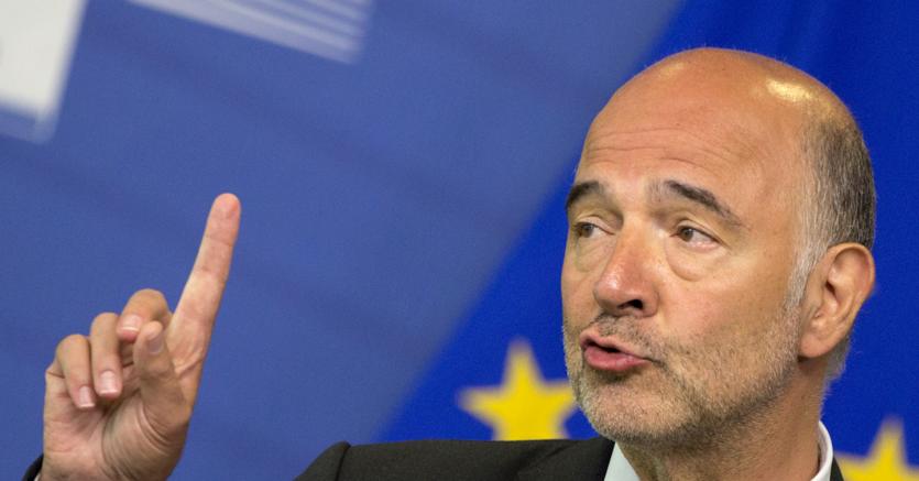 Il commissario Ue agli Affari economici Pierre Moscovici (foto Ap) 