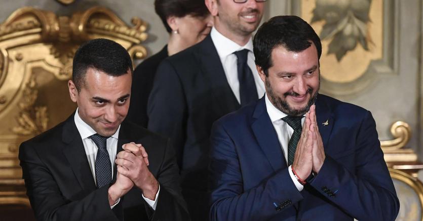 La necessit dei due vicepremier Luigi Di Maio (a sinistra nella foto Ansa) e Matteo Salvini di ricucire con imprenditori, commercianti, artigiani, agricoltori, settore della cooperazione va oltre la contingenza legata al peggioramento della congiuntura economica.  anche una questione squisitamente politica