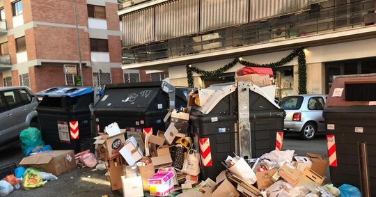 Gare d'appalto deserte e bidoni incendiati: nel dossier Raggi ...