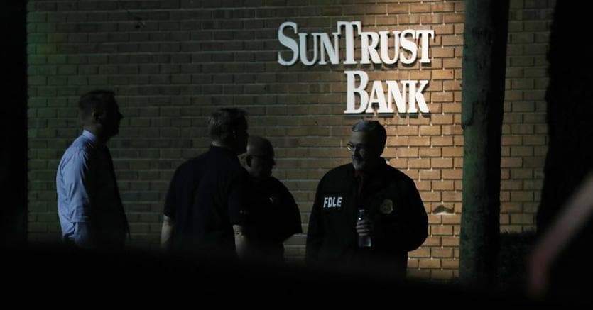 Florida, la banca teatro della sparatoria costata la vita a cinque persone (Afp)