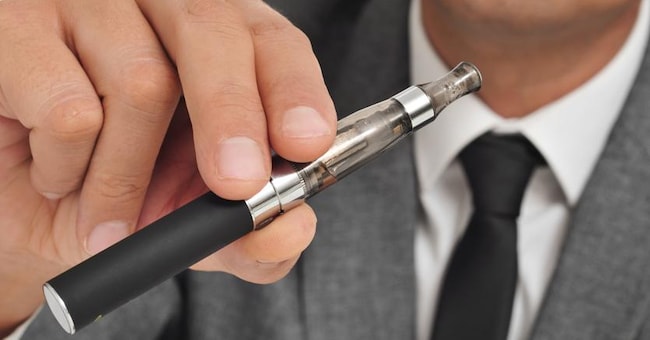 Le sigarette elettroniche aiutano a smettere di fumare: studio del NEJM