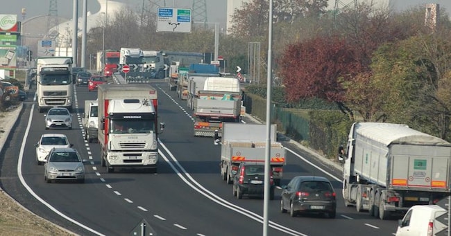 Nodo strategico. La bretella Campogalliano-Sassuolo è un  collegamento fondamentale per garantire al  distretto della  ceramica di Sassuolo  il collegamento con il sistema autostradale 
